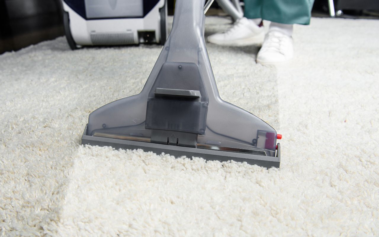 carpets-and-rugs-need-professional-shampooing-to-get-rid-of-smoke-smell