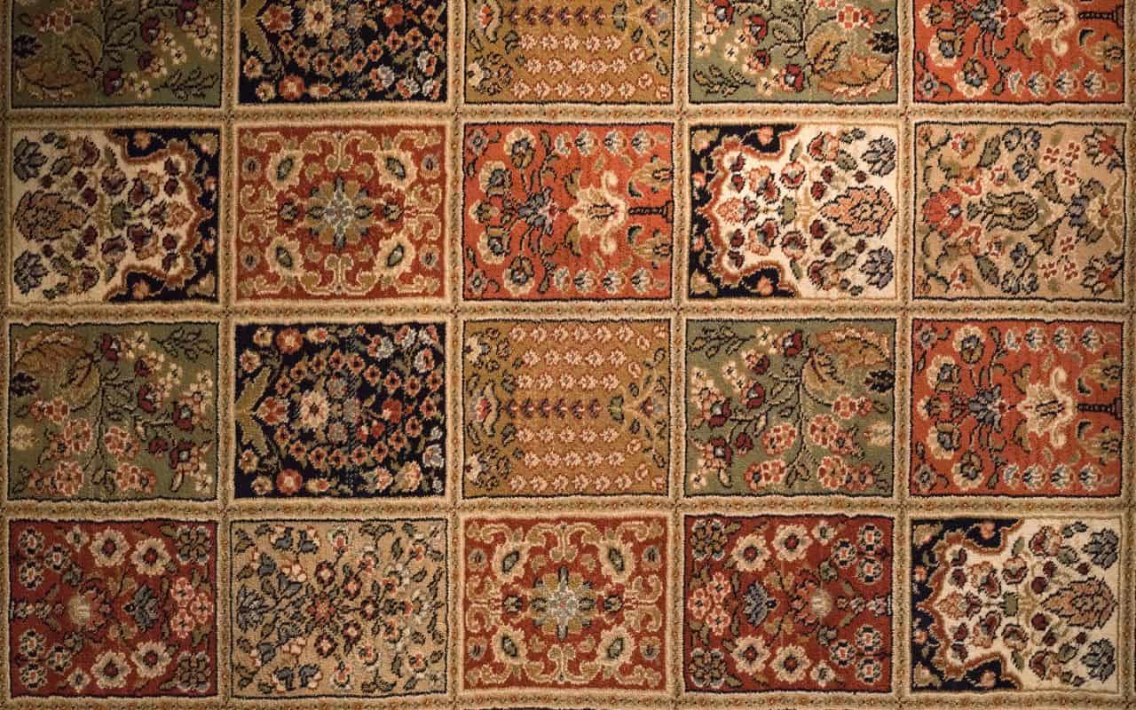 cleaning-antique-or-hand-knotted-rugs-carpet-cleaning-for-holidays