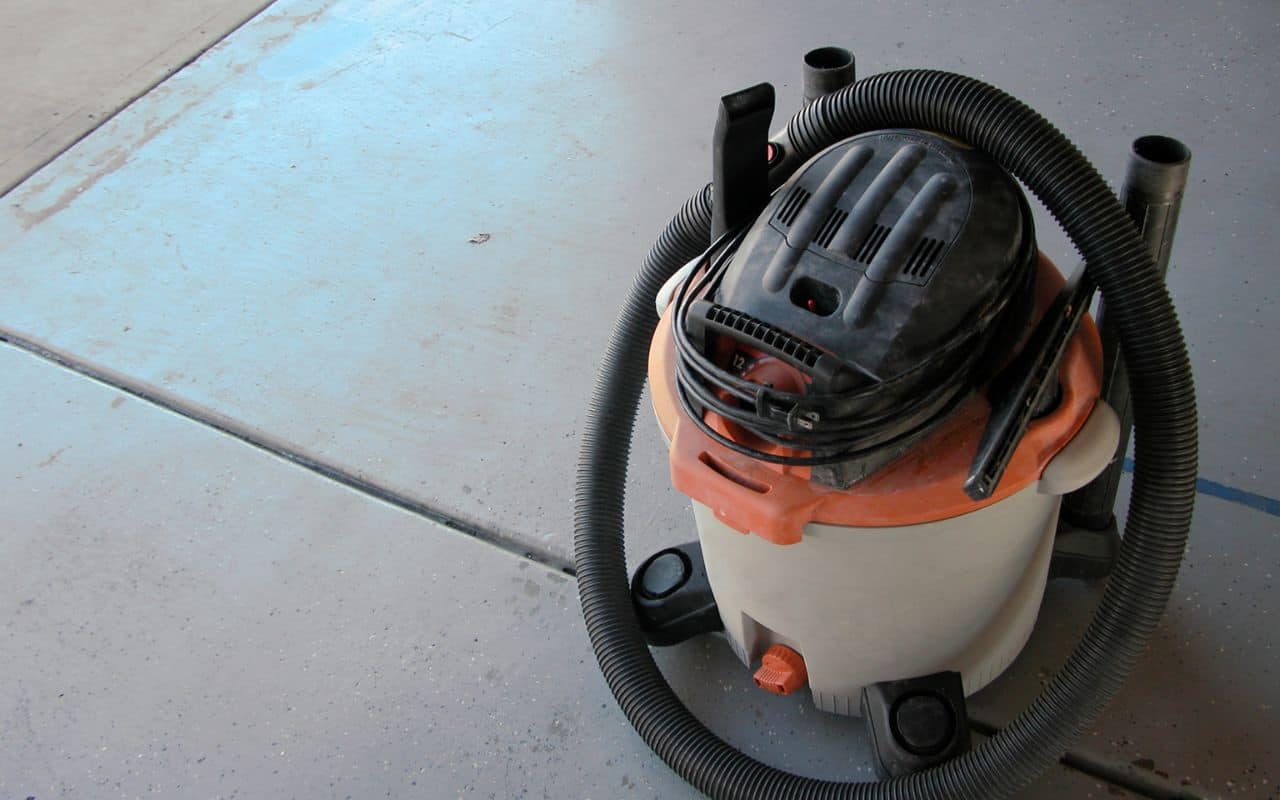 wet-dry-vac-vs-vacuum-cleaner